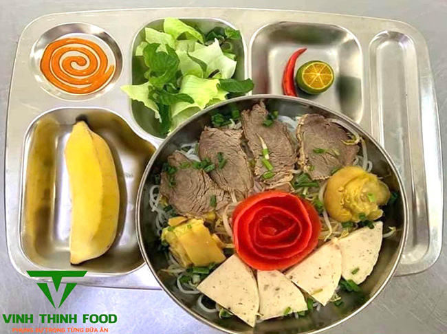 Suất ăn công nghiệp